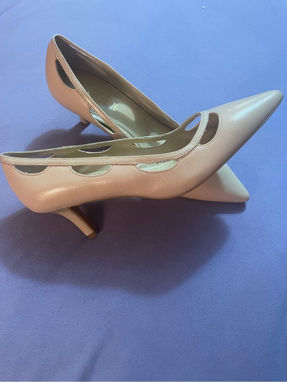 Lauren Ralph Lauren Beige Pointed-Toe Scalloped pumps heels 👠